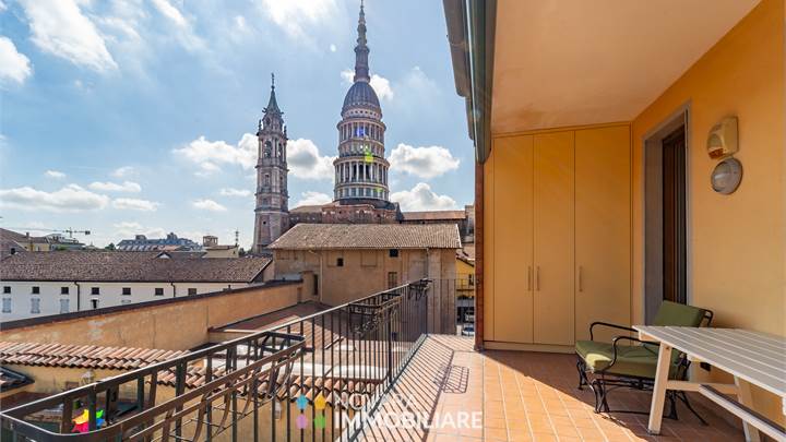ATTICO IN CENTRO STORICO