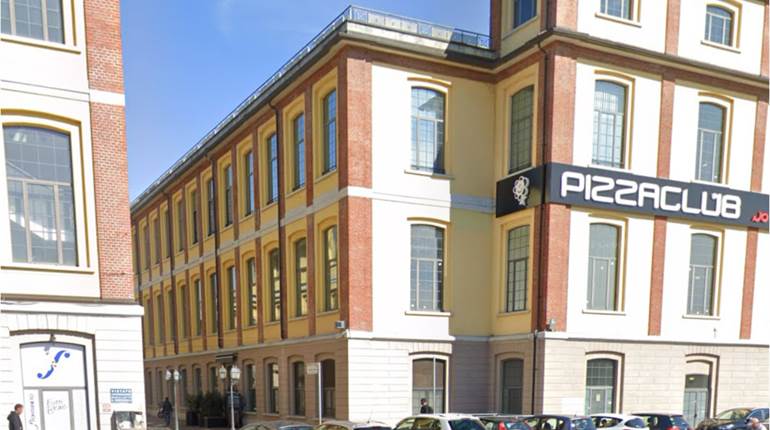 Office for sale in Novara
