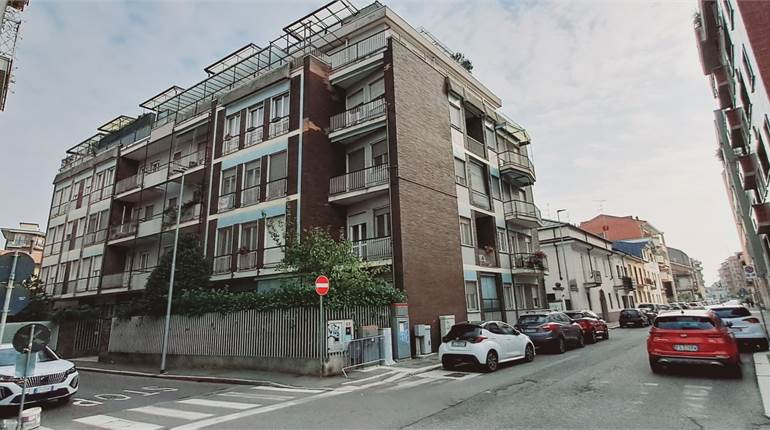 QUADRILOCALE IN SACRO CUORE