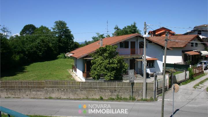 VILLA INDIPENDENTE - BORGO TICINO