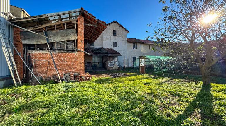 FARMHOUSE PORTION CALTIGNAGA