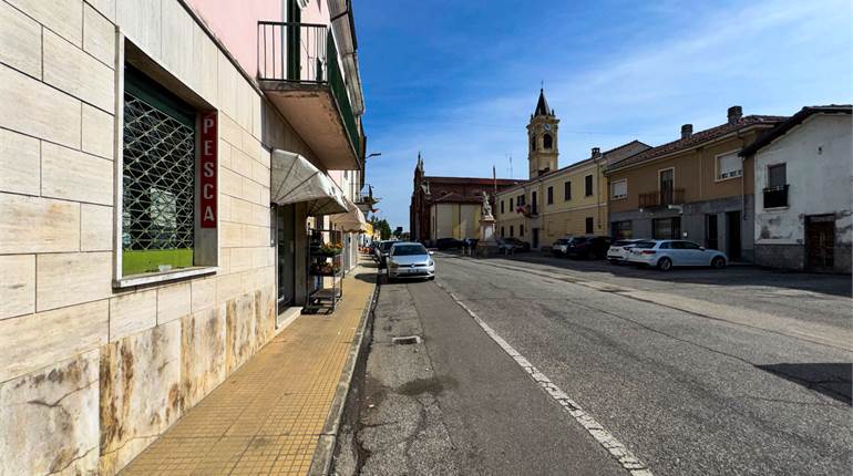 NEGOZIO PALESTRO