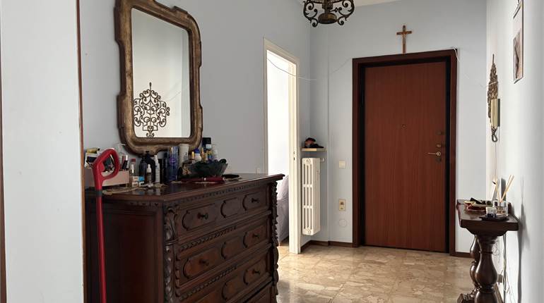 APPARTAMENTO IN ZONA SANTA RITA A NOVARA
