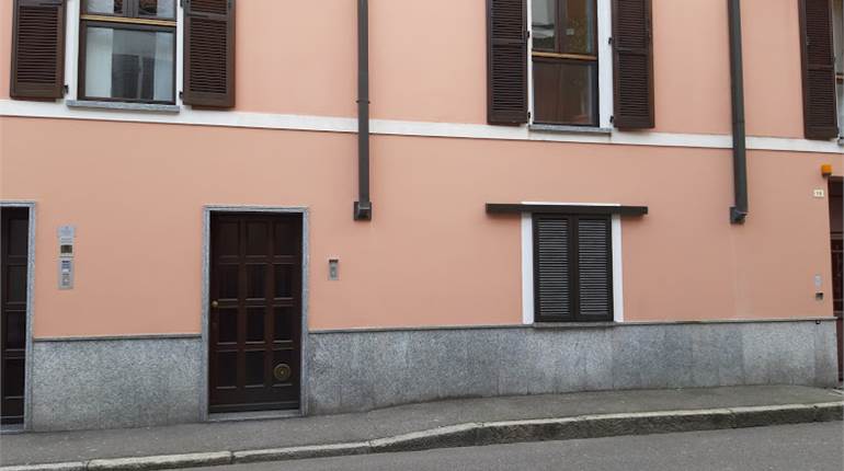 Office for rent in Novara